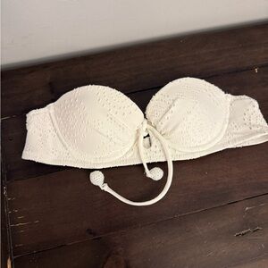 Aerie Cream Eyelet Bandeau Bikini Top Size 32A Tie Front Strapless